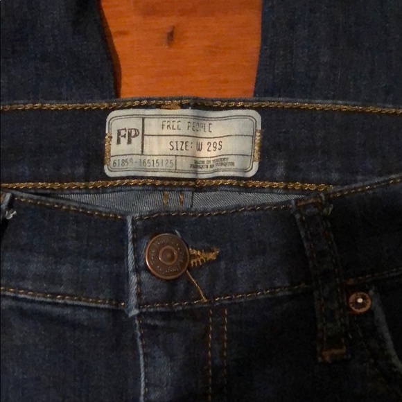 Free People Busted Knee Jeans - Picture 3 of 3